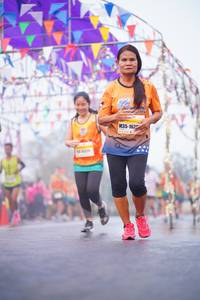 BIB: 162
                            <button type="button" onclick="openModal(9943138)" class="btn btn-primary btn-sm float-right btn-popup" data-toggle="modal" data-target=".modal-high-quality">
                        <i class="fas fa-shopping-cart"></i> Add to Cart
                    </button>
                                            <button type="button" onclick="isThisMe(9943138, true)" class="btn btn-success btn-sm float-right btn-popup btn-isme hidden" data-toggle="tooltip" data-placement="bottom" title="นี่คือรูปของคุณใช่ไหม คลิกที่นี่เพื่อเอาเข้าอัลบั้ม">
                        <i class="fas fa-plus"></i> Add to album
                    </button>
                    <button type="button" onclick="isThisMe(9943138, false)" class="btn btn-warning btn-sm float-right btn-popup btn-isnotme hidden">
                        <i class="fas fa-ban"></i> Remove from album
                    </button>